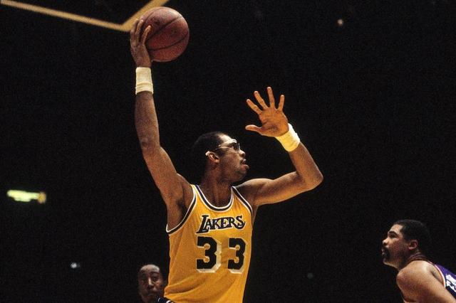 突吸引协防 突吸引协防