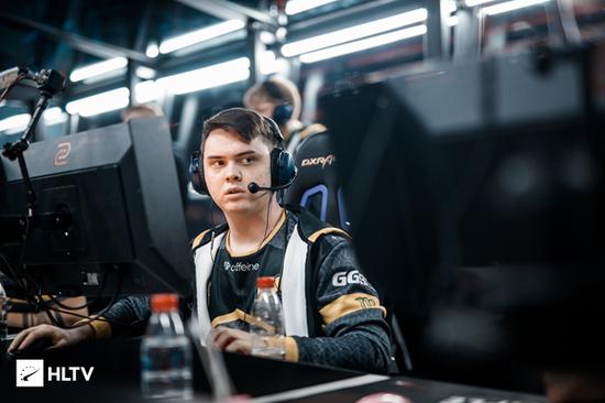 兼修的猛龙 兼修的猛龙